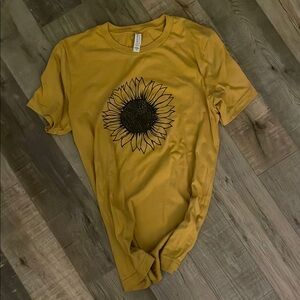 Yellow Sunflower Graphic T-Shirt